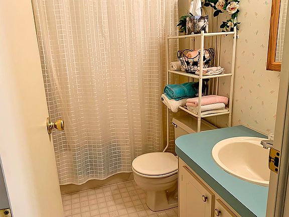 4th image of 55 Lattice Dr #470