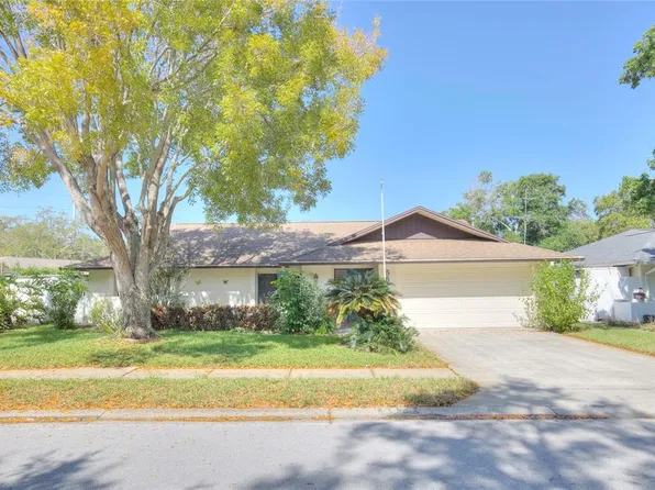5674 Bay Pines Lakes Blvd, Saint Petersburg, FL 33708