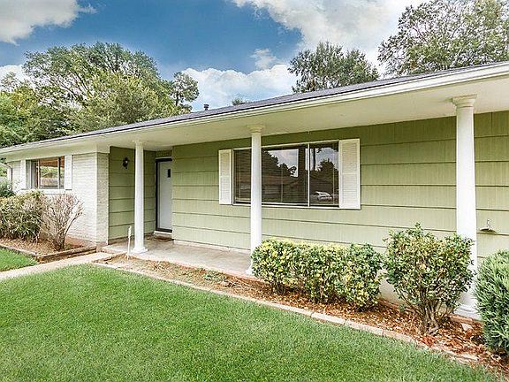 3rd image of 2309 Tilley Cir