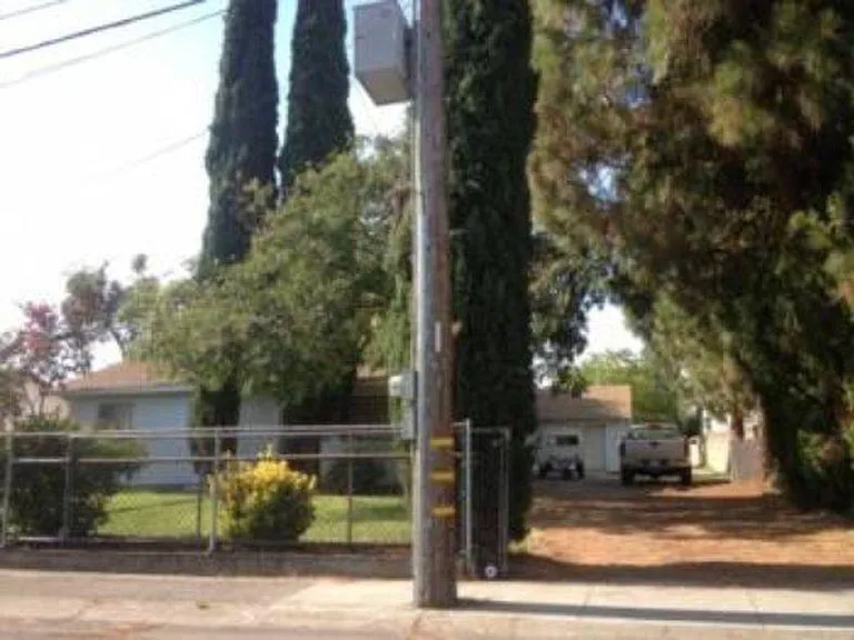 524 Winterhaven Ave — Photo 4