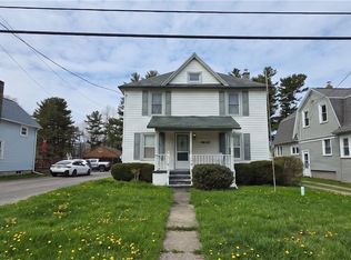 1632 Lockport St, Olcott, NY 14126