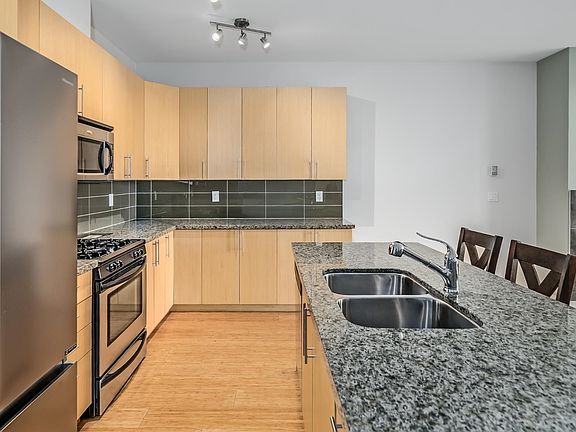 4th image of 6233 London Rd #312