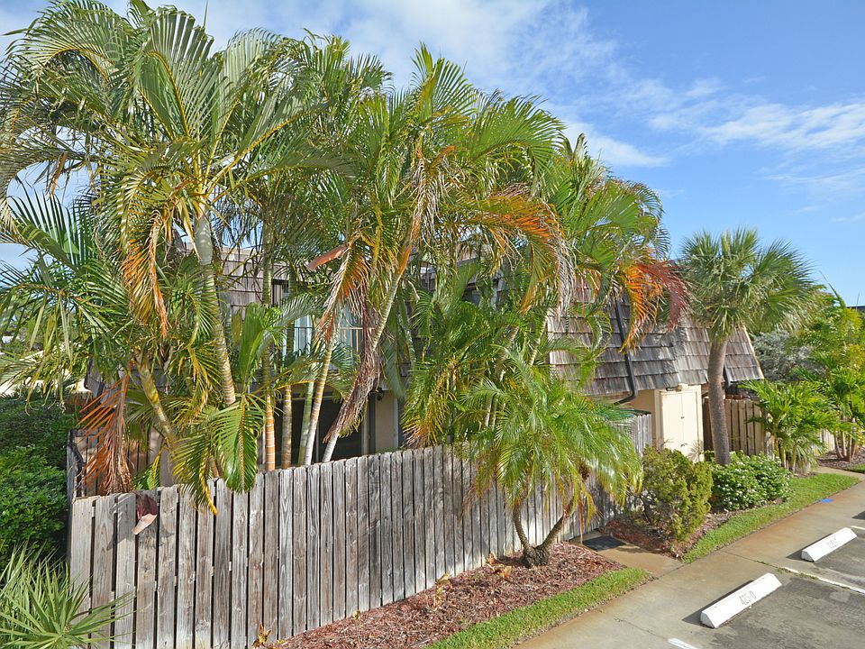 1st image of 425 E Waverly Pl APT 4D