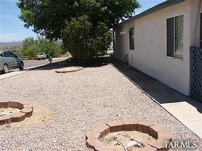 4th image of 594 S Mesquite St E