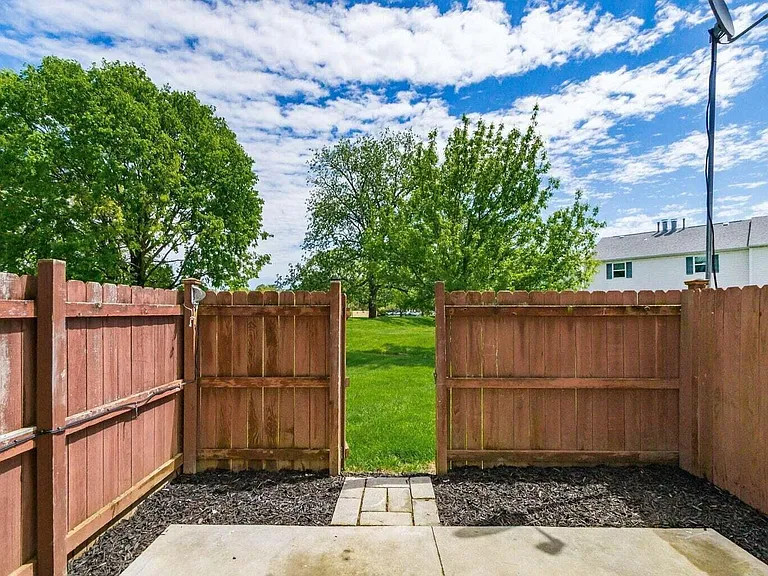 7406 Cimmaron Sta — Photo 26
