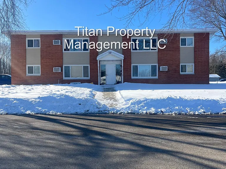 259 Percy Ave — Photo 1