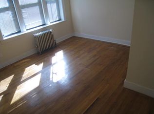 2272 35th St APT 1F, Astoria, NY 11105