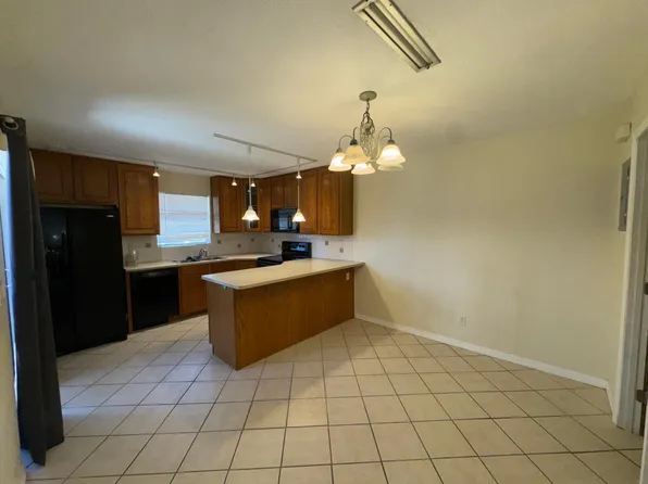 1402 Nebraska Avenue #3c, Fort Pierce, FL 34950