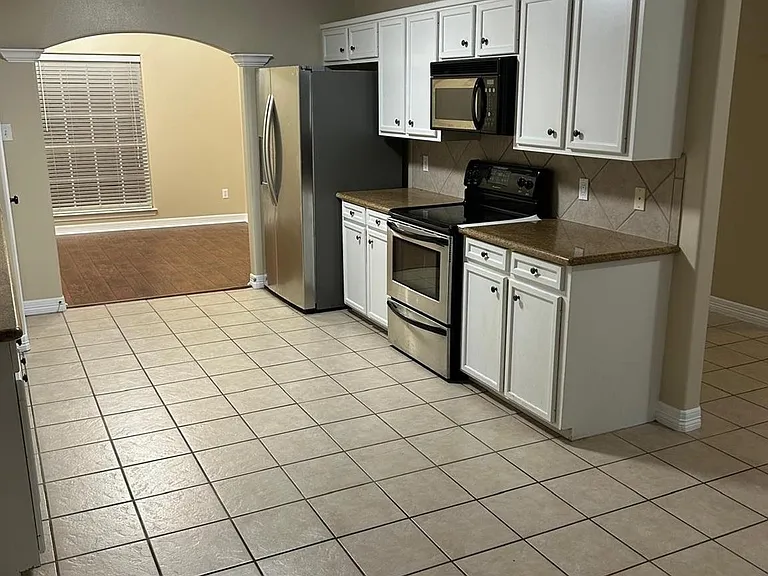 3702 Mystic Cir — Photo 23