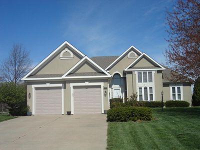 3206 Harbor View Dr, Saint Joseph, MO, 64506