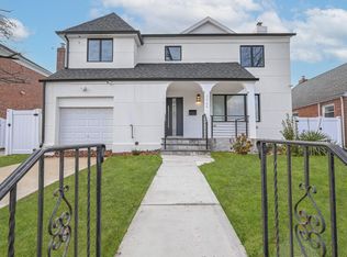 7344 185th St, Flushing, NY 11366