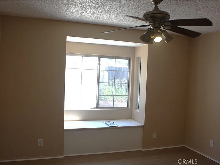 116 N Laurie Ann Ln — Photo 25
