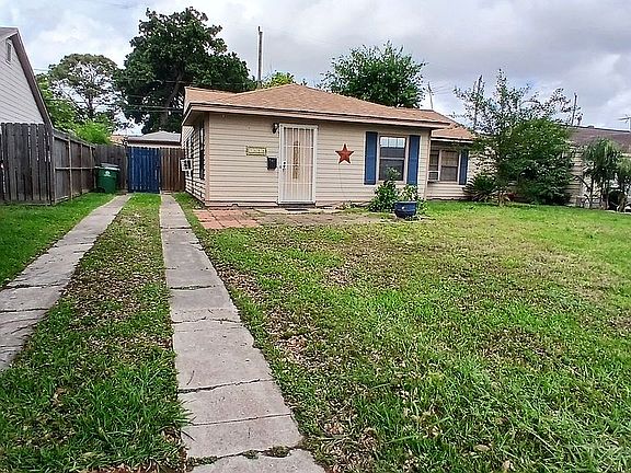 4th image of 7559 Magnolia St