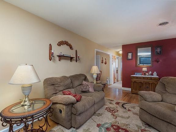 5th image of 507 Ventura Cir