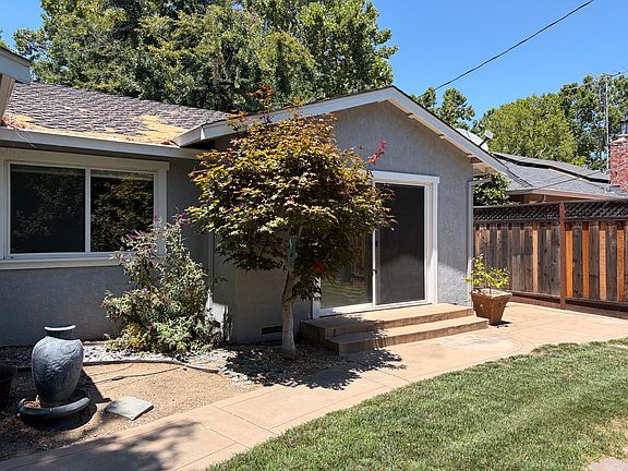 4th image of 1578 Garden Glen Way