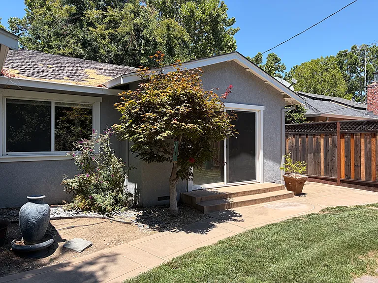 1578 Garden Glen Way — Photo 4