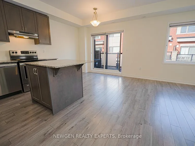 240 Lagerfeld Dr #13 — Photo 6