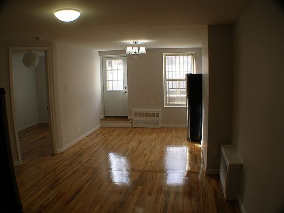 2nd image of 628 Marcy Ave APT 1