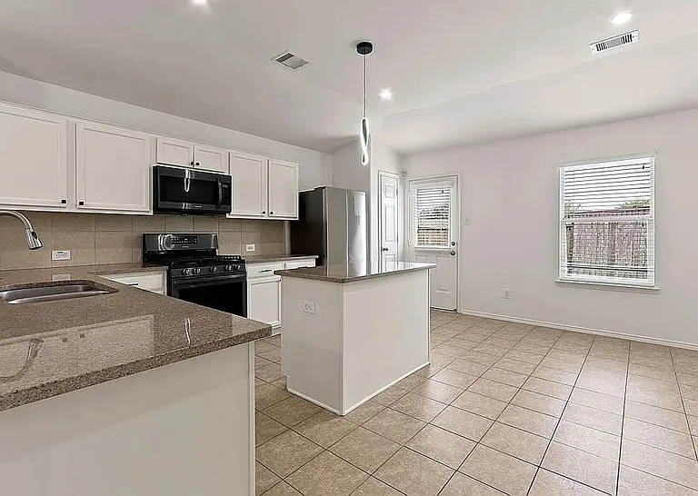 5527 Marble Ravine Dr — Photo 4