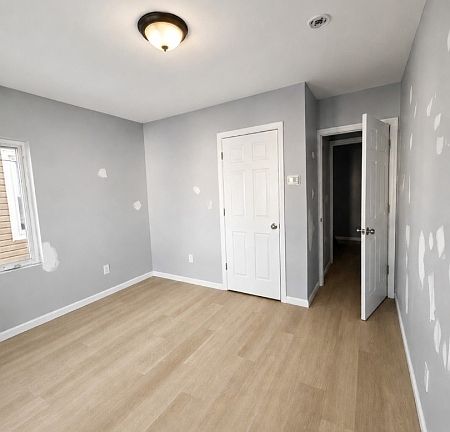 3rd image of 63 Huntington Ter