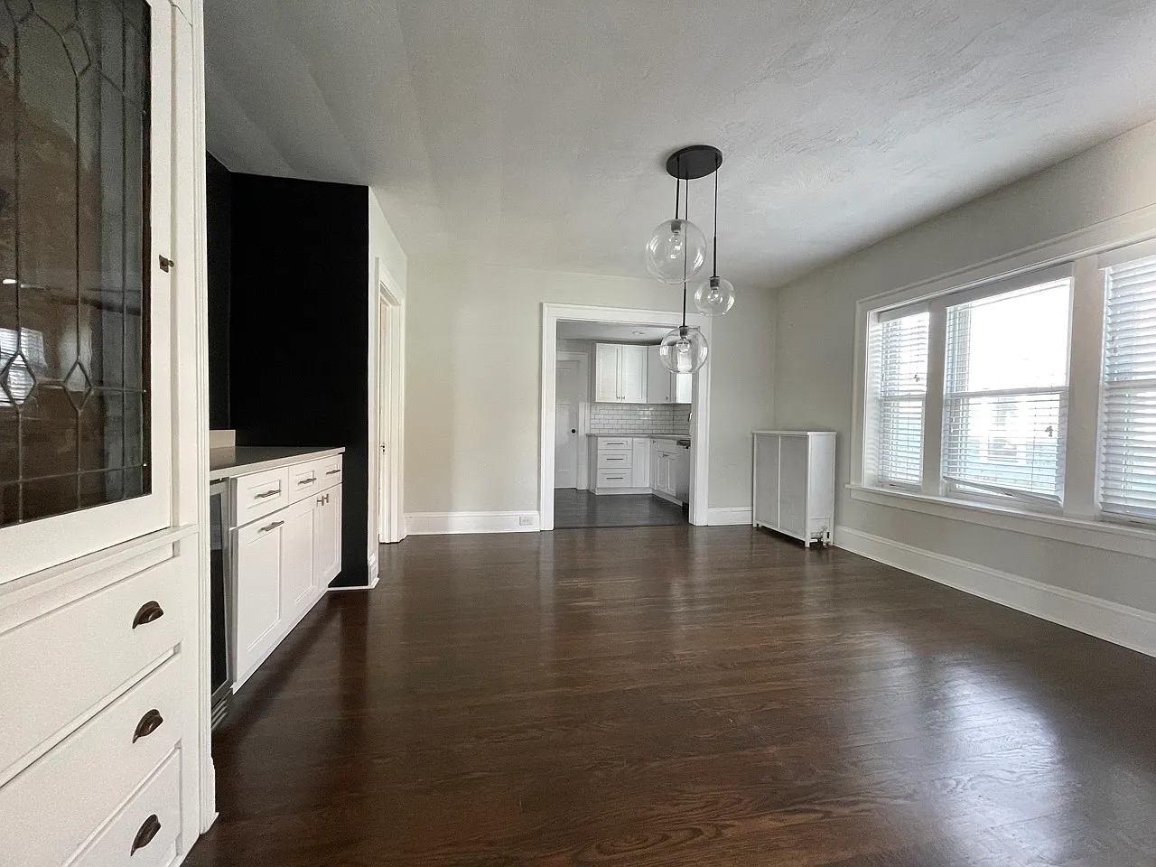 2 bed, 1100 sqft, $1,550 — Photo 3