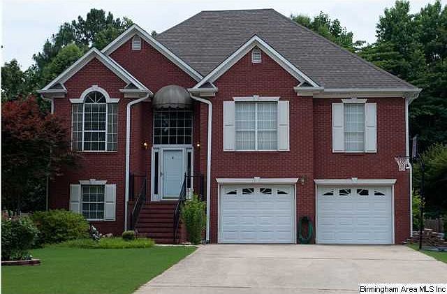 1st image of 113C Saint Charles Dr