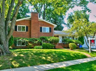 6012 Kingsford Rd, Bethesda, MD 20817