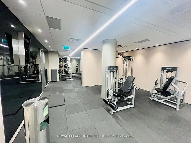 1001 Bay St #2709 — Photo 7