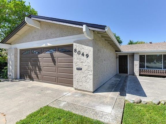 4th image of 8049 Larwin Dr