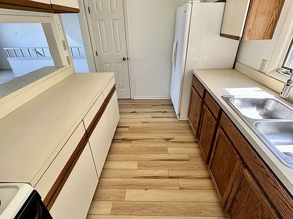 5th image of 2326 Starfish Rd