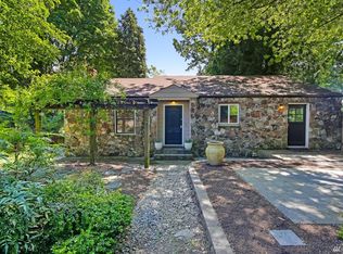 16706 39th Ave NE, Seattle, WA 98155