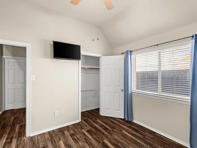 8004 Heritage Palms Trl — Photo 18
