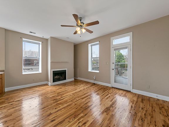 2nd image of 914 Lafayette Ave #2