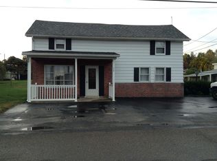 126 Crista Ln, Hazle Township, PA 18202