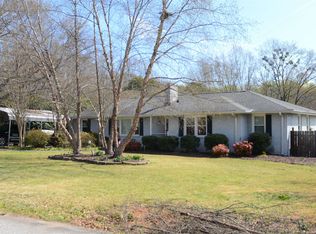 6 Acorn Ct, Greenville, SC 29609
