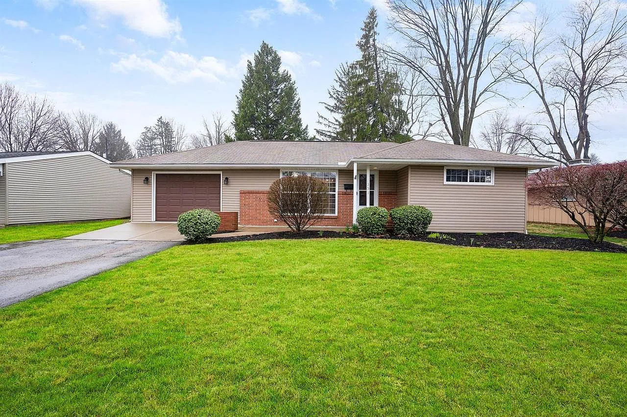 351 Bow Dr photo 1
