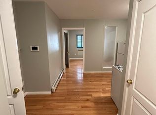609 E 11th St APT 1, New York, NY 10009