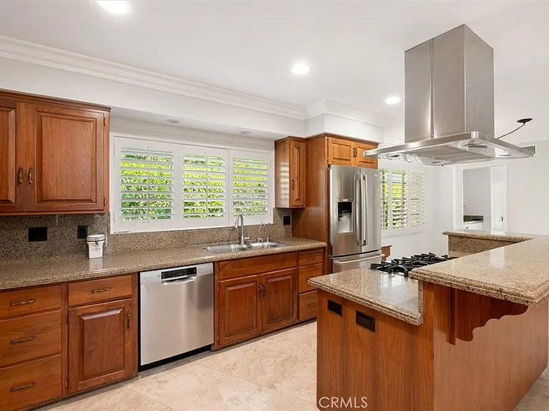 3969 Longridge Studio Ctr — Photo 11