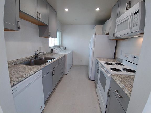 3rd image of 4722 Park Granada Unit 208