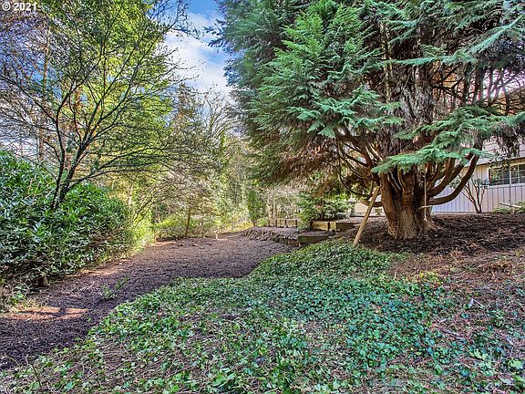 4th image of 12437 SE Alchar Dr