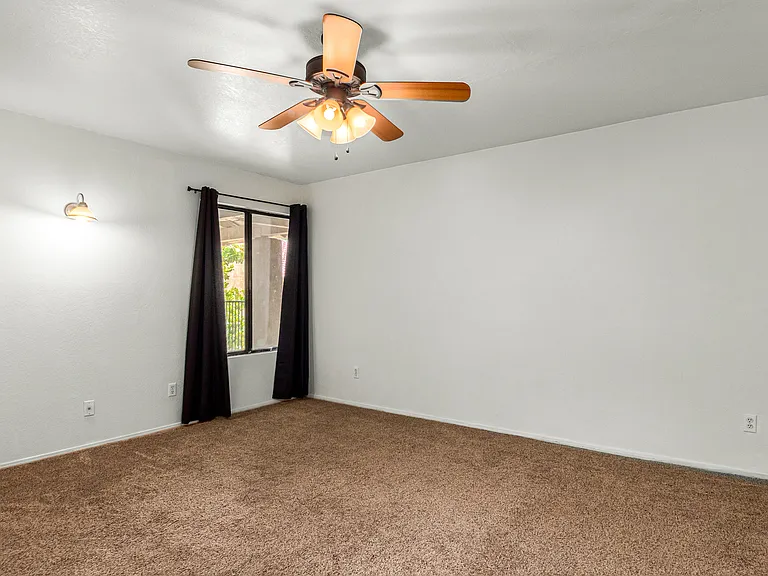 8255 N Oracle Rd #210 — Photo 17