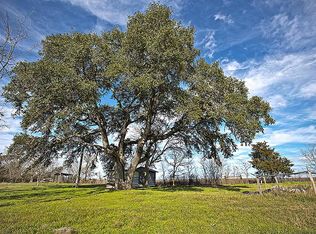 1900 Smoky Rd, Brenham, TX 77833