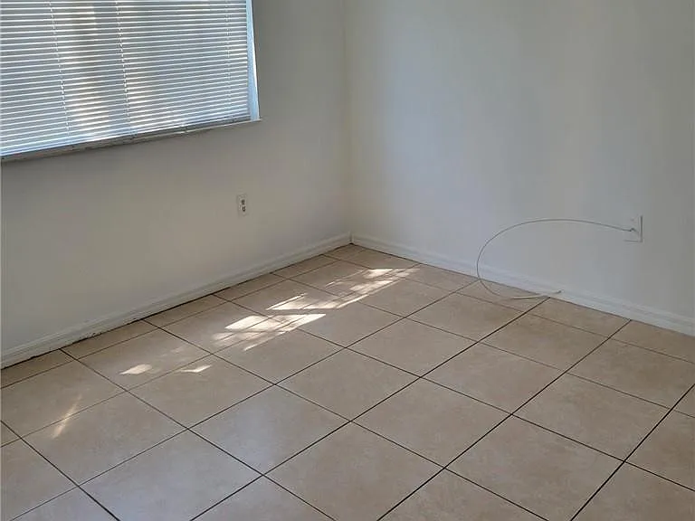 5005 Wiles Rd #108 — Photo 21