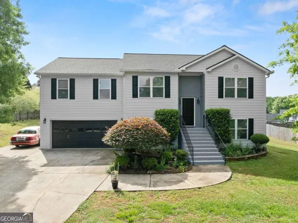 4570 Summerset Dr, Gainesville, GA 30507