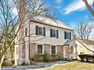 15 Woodlawn Ave, New Rochelle, NY 10804