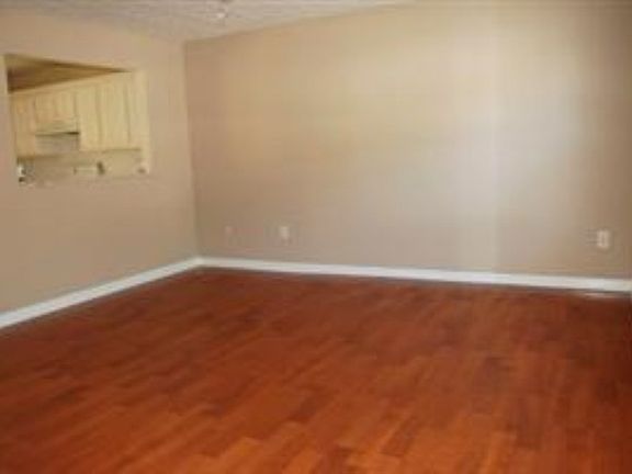 2nd image of 8292 Max Ct