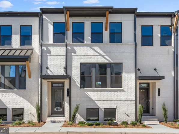 316 Cornett Way, Lawrenceville, GA 30046