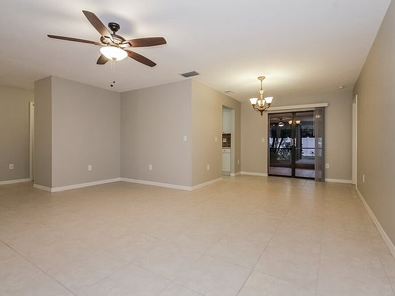 5th image of 8420 Sylvan Woods Dr