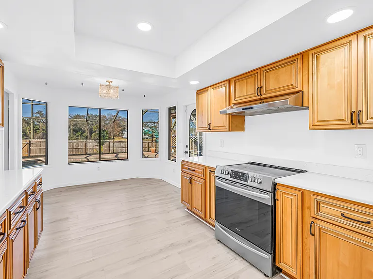2789 Valencia Ln W — Photo 34