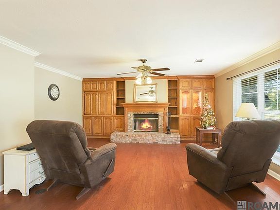 4th image of 1318 S Augusta Ave